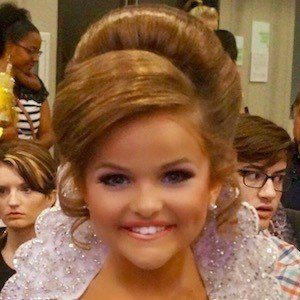 Landree Douglas image 8