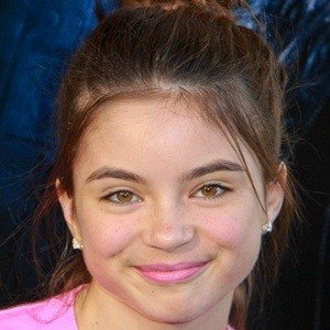 Landry Bender, 25 (Телеактриса)