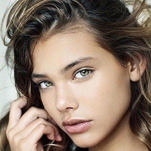 Laneya Grace, 21 (Modèle)