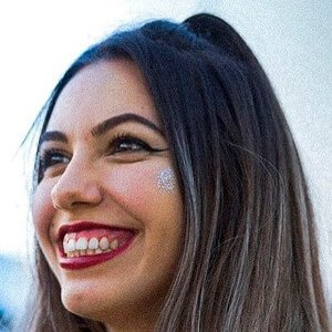 Lara Fructuoso, 25 (YouTube Star)