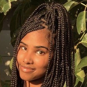 Lara Laurenandlara image 6