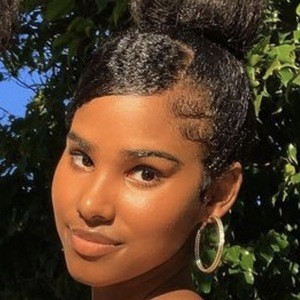 Lara Laurenandlara image 8