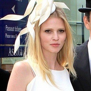 Lara Stone image 4