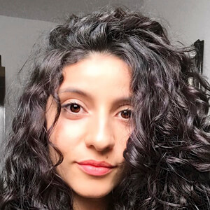 Larissa Scanavini, 36 (YouTube Star)