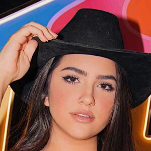 larissaflor_ image 10