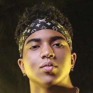 La'Ron Hines, 23 (Pop Singer)