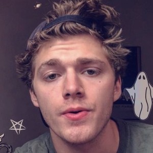 Lastmanstanley, 26 (TikTok Star)