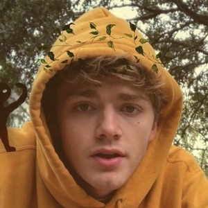 Lastmanstanley, 26 (TikTok Star)