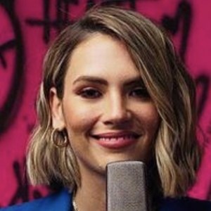 Laura Chimaras, 34 (TV Actress)