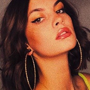 Laura Giurcanu image 4