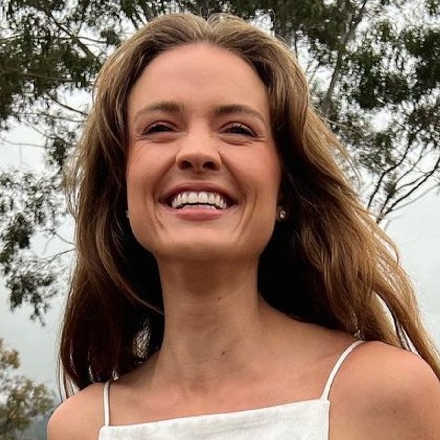 Laura Henshaw, 32 (Model)