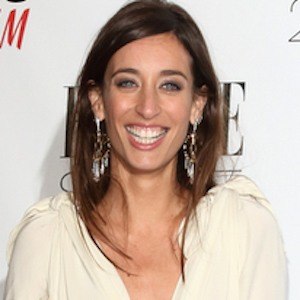 Laura Jackson, 39 (TV Show Host)