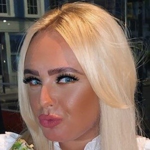 Laura-Jane Popsey image 5