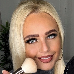 Laura-Jane Popsey image 6