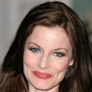 Laura Leighton image 7
