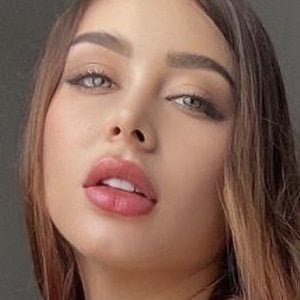 Laura Monroy, 34 (Modèle)