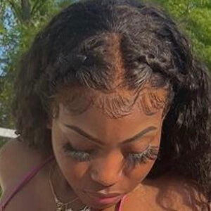 Lauralee Cothias, 24 (TikTok Star)