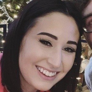 Lauran Woolley, 31 (TikTok明星)