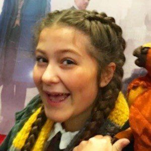 Laura's Always Pottering, 27 (YouTube Star)