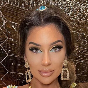 Lauren Blake, 30 (Model)