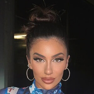 Lauren Blake, 30 (Model)