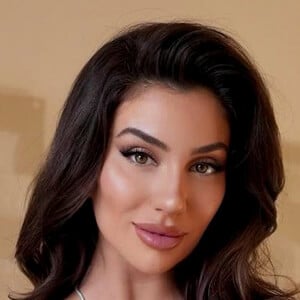 Lauren Blake, 30 (Model)