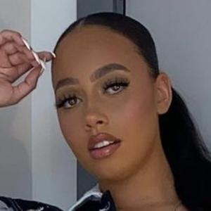 Lauren Bowry, 24 (Pop Singer)