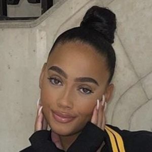 Lauren Bowry, 24 (Поп-певец)