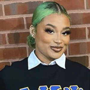 Lauren Brown, 24 (TikTok Star)