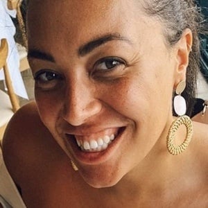 Lauren Burchell, 33 (現實之星)