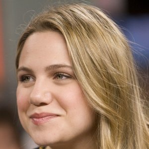 Lauren Collins, 39 (TV Actress)