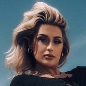 Lauren Corazza, 29 (TikTok Star)