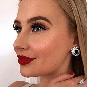 Lauren Curtis, 31 (Estrelas do YouTube)