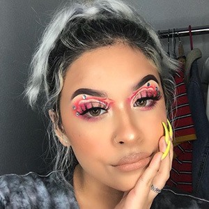 Lauren Elizabeth Hernandez, 25 (Instagram Star)