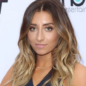 Lauren Elizabeth, 29 (YouTube Star)