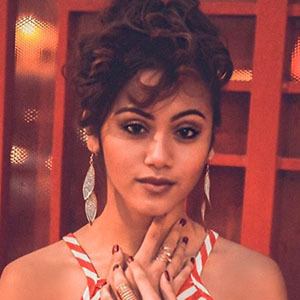 Lauren Elly, 27 (舞蹈家)