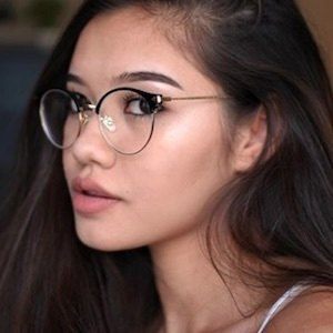 Lauren Gheorghe, 28 (YouTube Star)