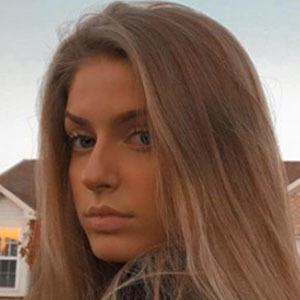 Lauren Hicks, 22 (TikTok明星)