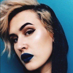 Lauren Lavoie, 34 (Vine Star)