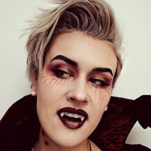 Lauren Lavoie, 34 (Vine Star)