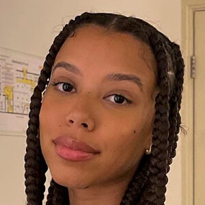 Lauren Lewis, 34 (Reality Star)