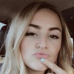 Lauren Little, 26 (TikTok Star)