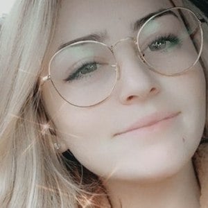 Lauren Little image 8