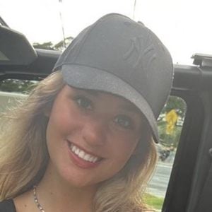 Lauren Mochen image 3