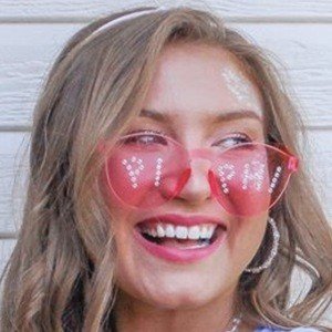 Lauren Norris, 27 (YouTube明星)