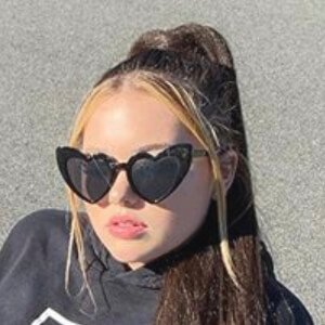 Lauren Spencer-Smith, 22 (YouTube Star)