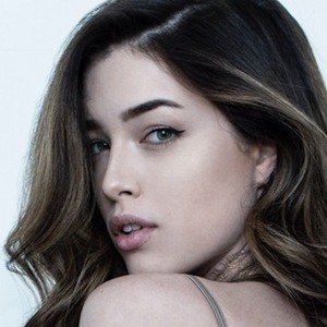 Lauren Summer Barrett, 31 (模特)