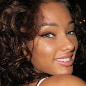 Lauren Wood, 30 (Instagram Star)