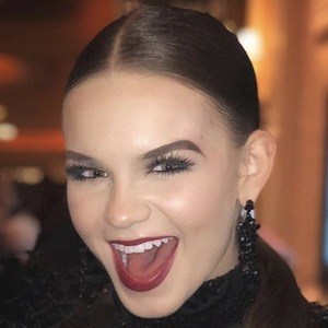 Lauren Yakima, 24 (Dancer)