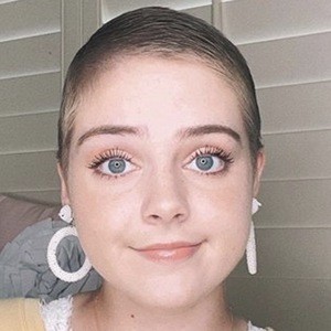 LaurenMae16, 24 (TikTok Star)